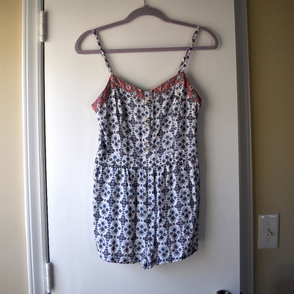 American Eagle Romper Blue and Pink Pattern Small